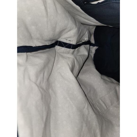 THIRTY-ONE BAGS FOLD OVER WEEKENDER BAG in NAVY DANCING DOTS "I ♡ WEEKENDS" - Picture 11 of 16